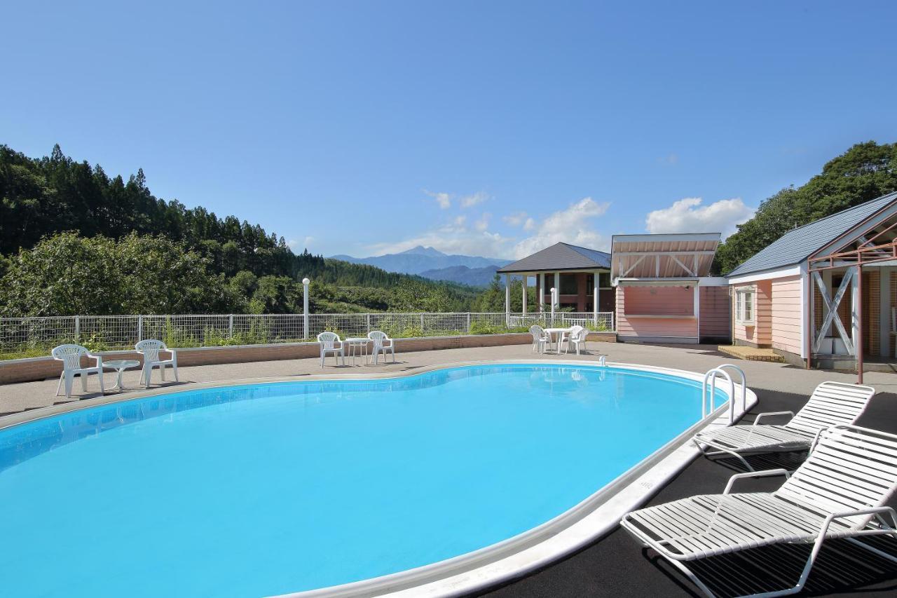 Hotel Ryu Resort And Spa Takayama  Exteriör bild