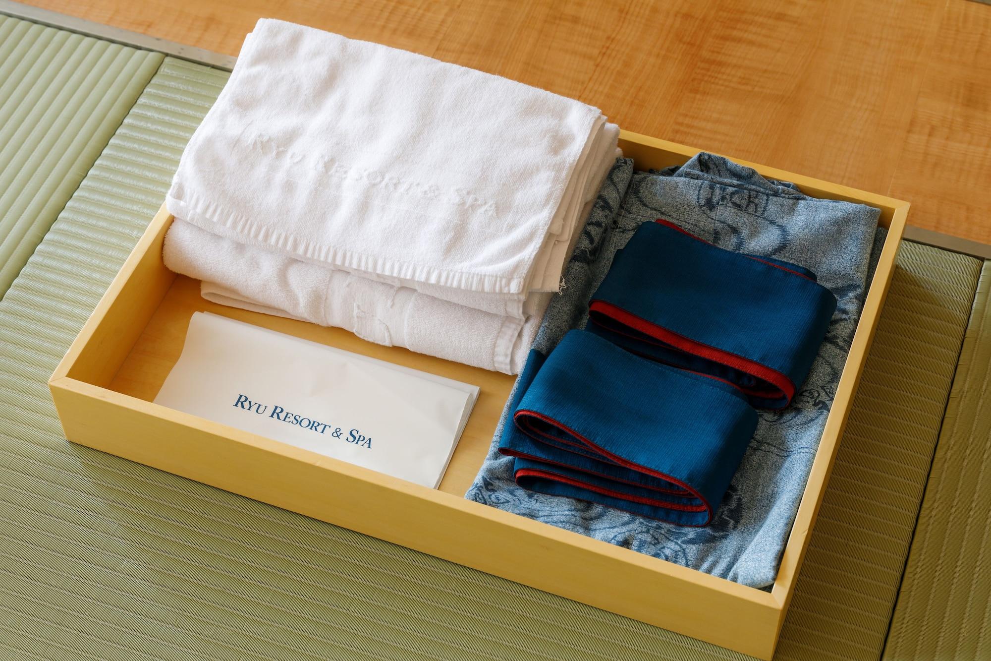Hotel Ryu Resort And Spa Takayama  Exteriör bild