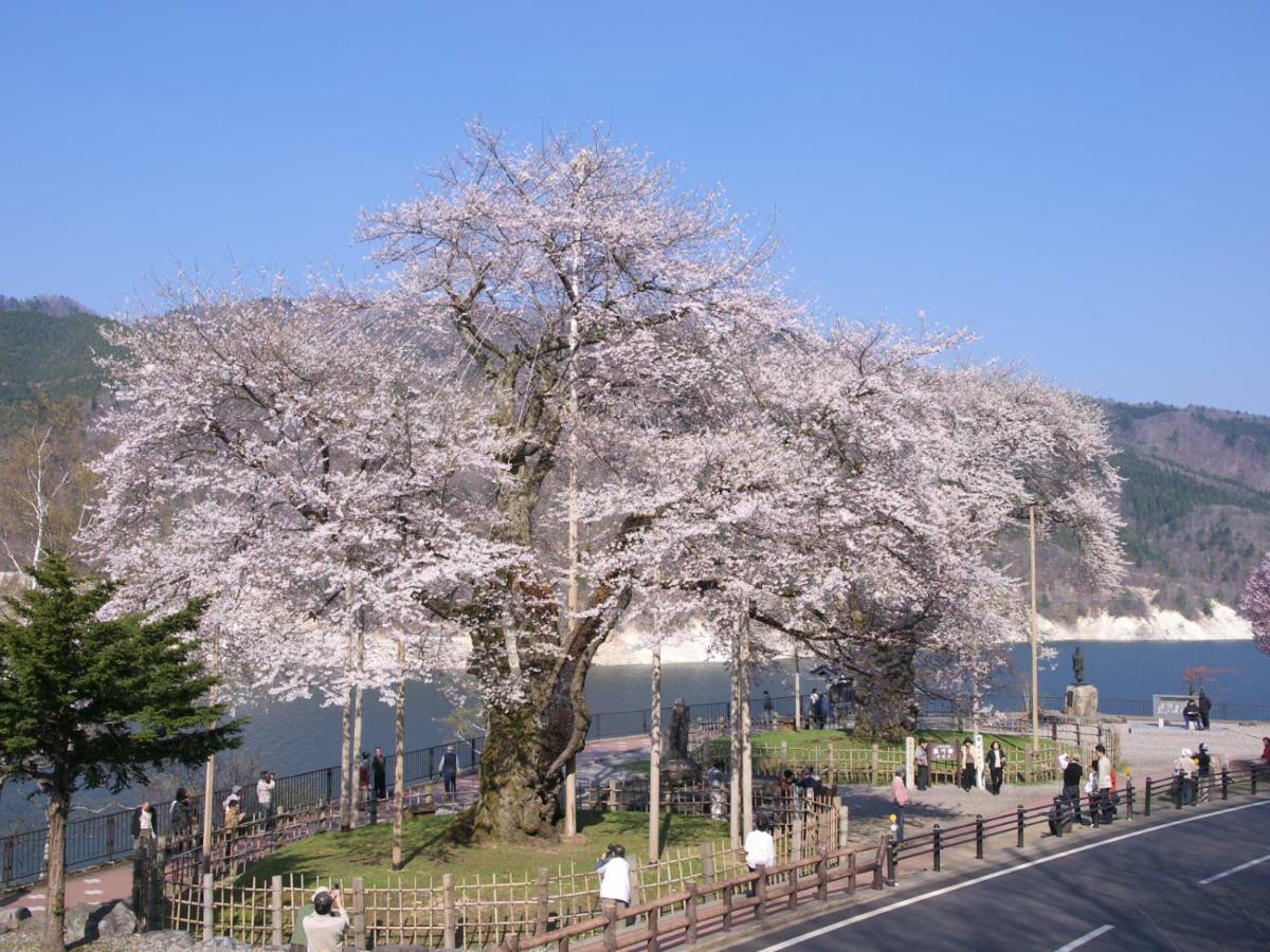 Hotel Ryu Resort And Spa Takayama  Exteriör bild